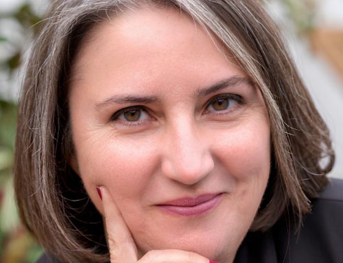 Mireia Núñez de Prado i Escarrà (ponente en VETFORUM 2026): «El reto es pasar de una farmacovigilancia entendida como obligación regulatoria a una integrada en la gestión del medicamento»